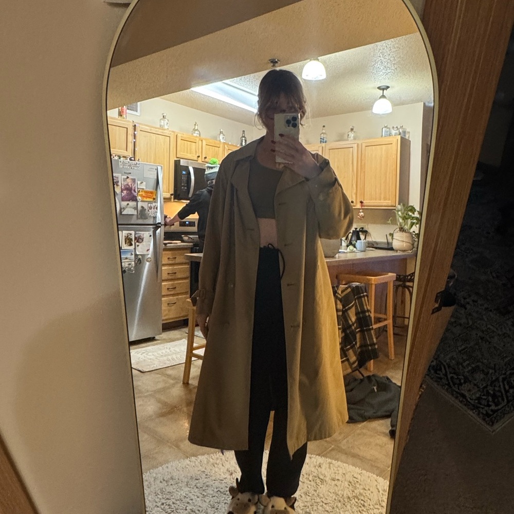 Trendy Vintage Trench Coat (Misty Harbor)